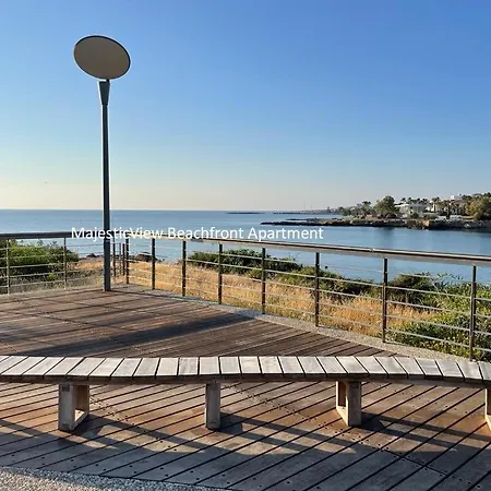 Magesticview Seafront 아파트